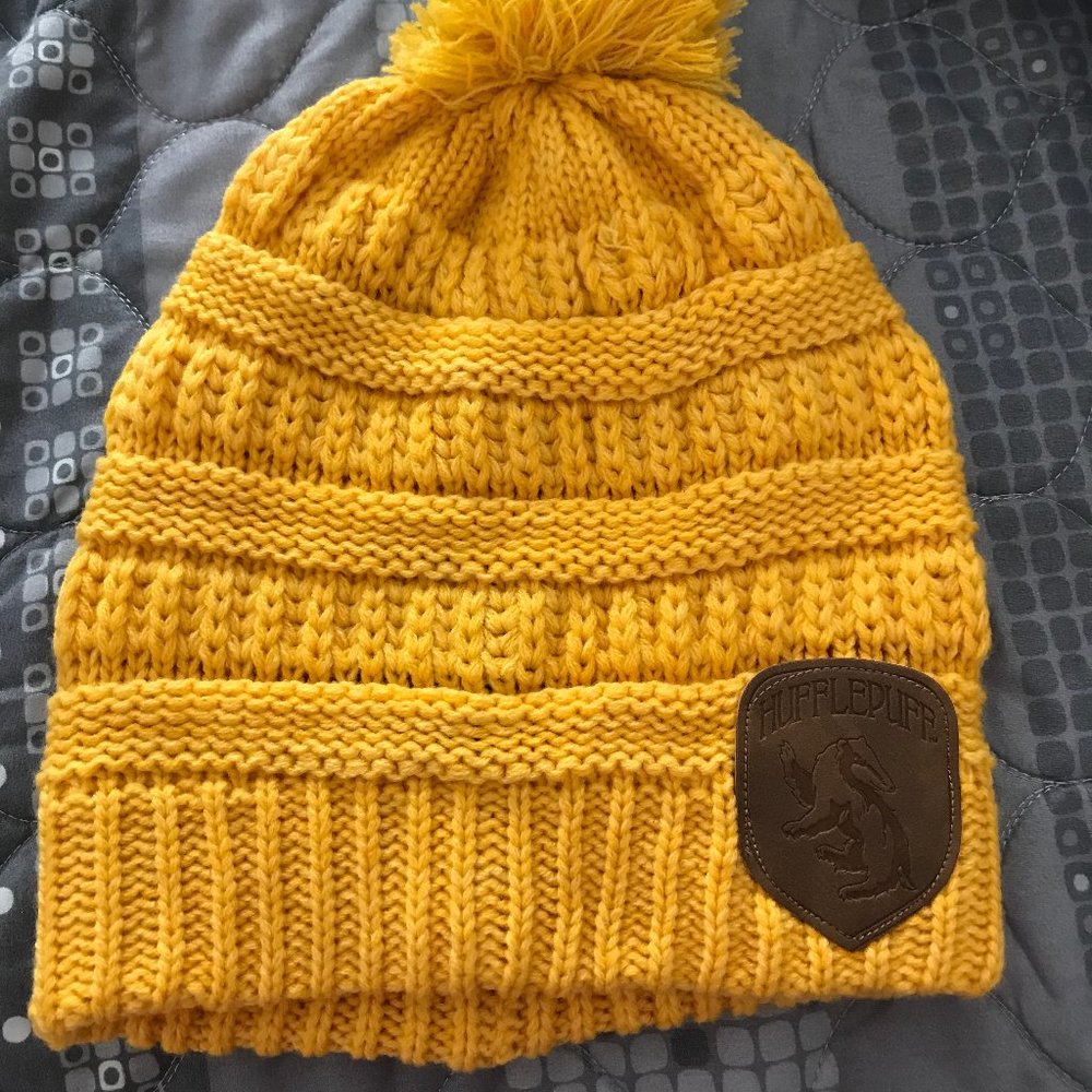 Harry Potter Hufflepuff Crest Beanie